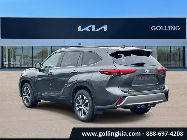 used 2023 Toyota Highlander Hybrid car, priced at $46,085