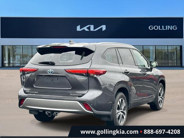 used 2023 Toyota Highlander Hybrid car, priced at $46,085