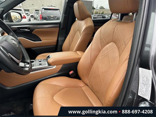 used 2023 Toyota Highlander Hybrid car, priced at $46,085