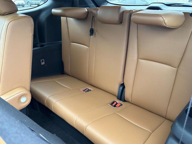 used 2023 Toyota Highlander Hybrid car, priced at $46,995