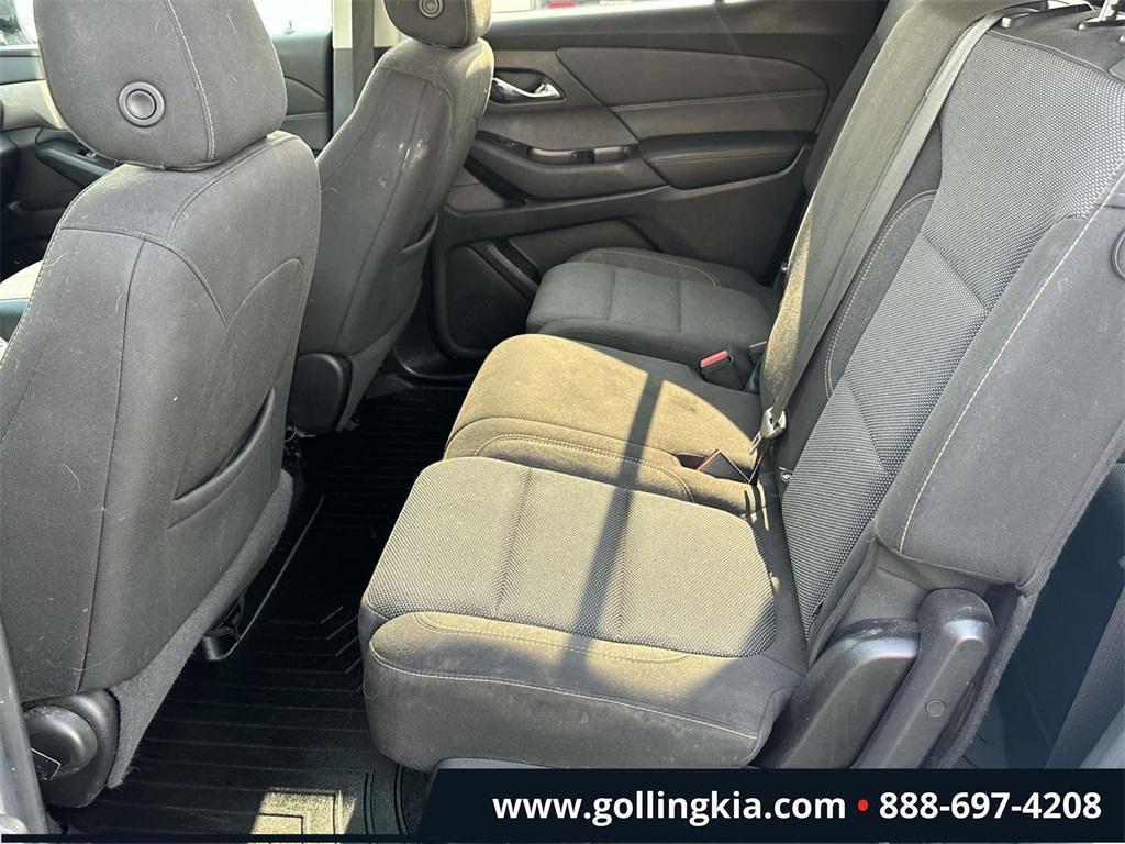 used 2018 Chevrolet Traverse car, priced at $14,145