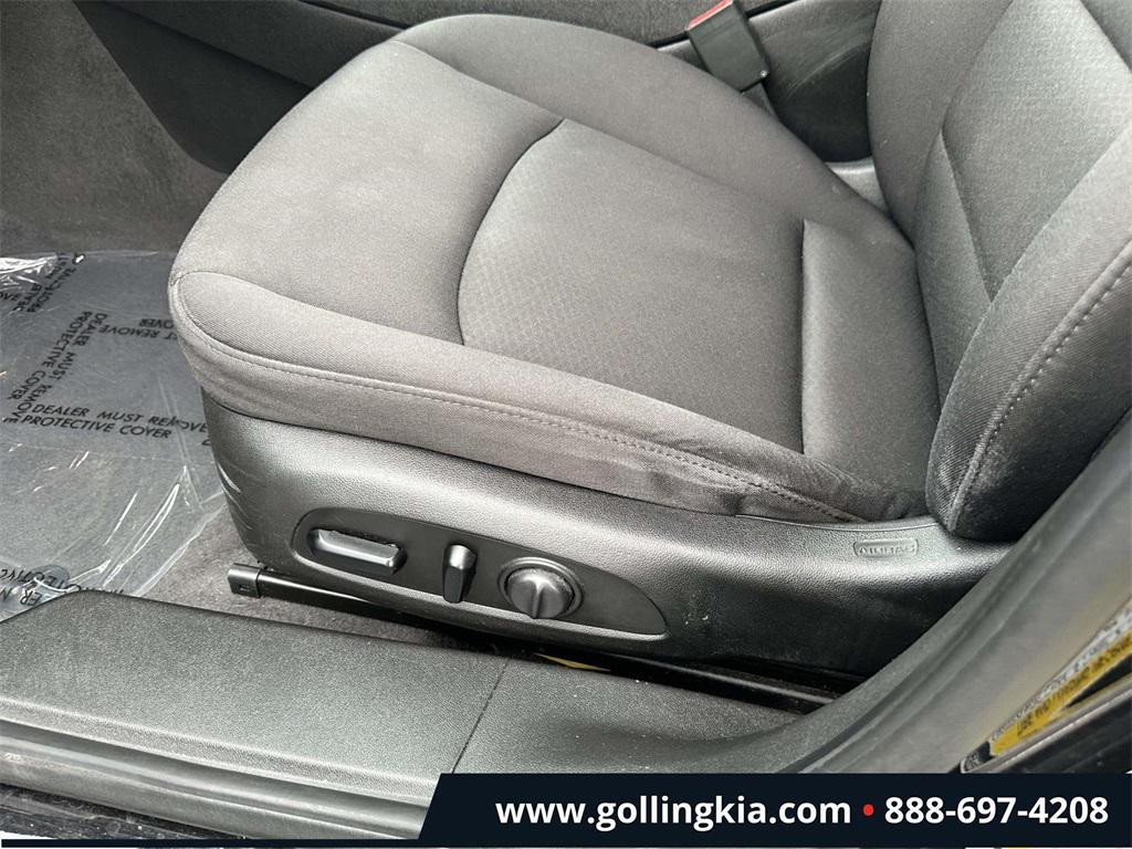 used 2019 Chevrolet Malibu car, priced at $13,945