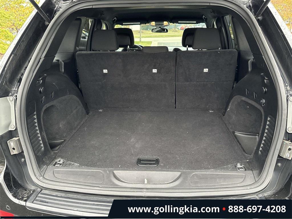 used 2019 Jeep Grand Cherokee car, priced at $17,900