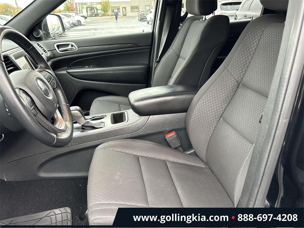 used 2019 Jeep Grand Cherokee car, priced at $17,900