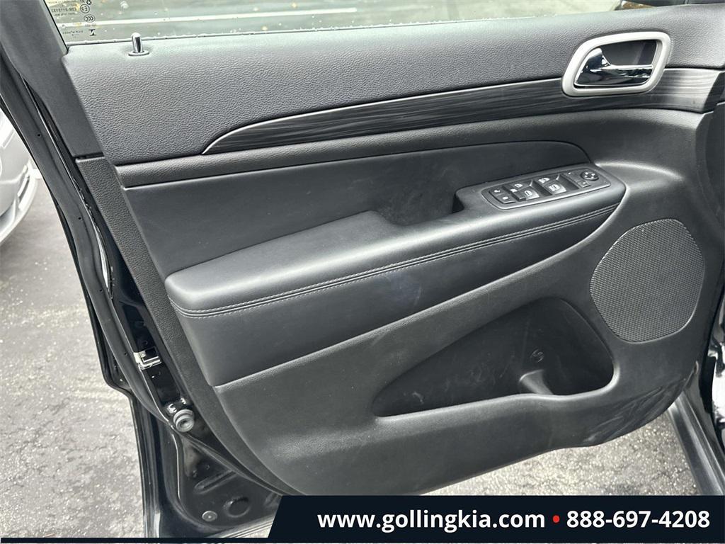 used 2019 Jeep Grand Cherokee car, priced at $17,900