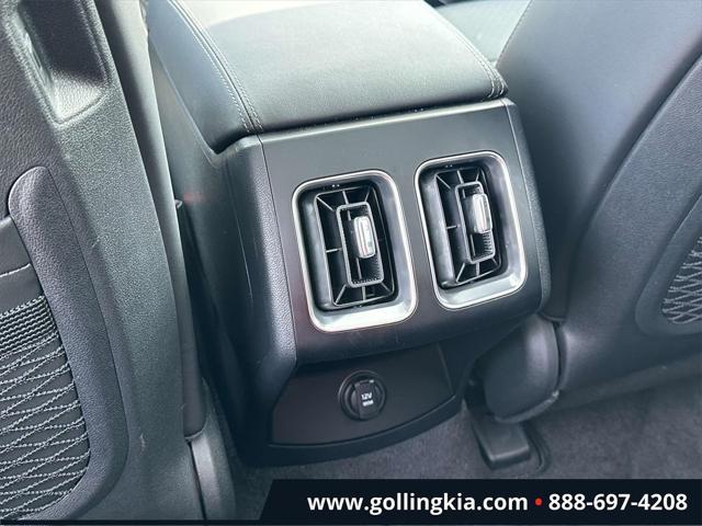 used 2025 Kia Sorento car, priced at $38,999