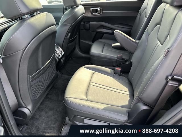 used 2025 Kia Sorento car, priced at $38,999