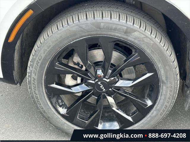 used 2022 Kia Sorento car, priced at $27,600