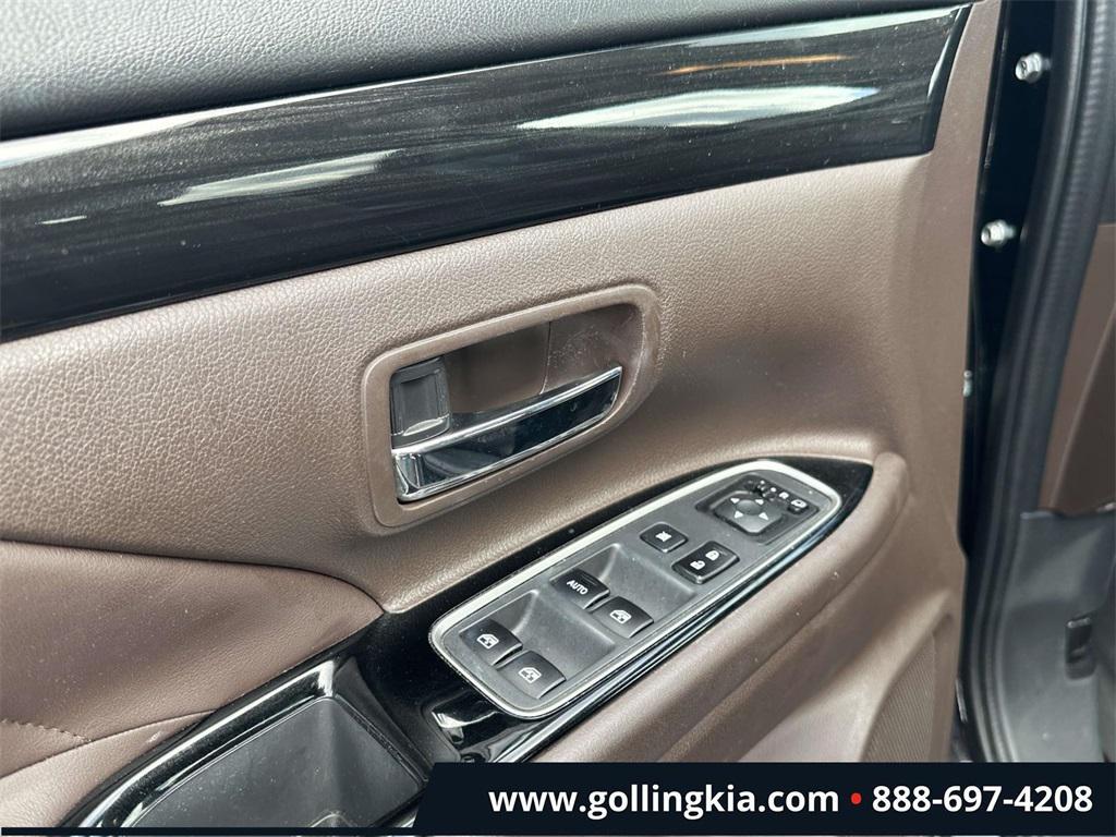 used 2018 Mitsubishi Outlander PHEV car, priced at $16,480