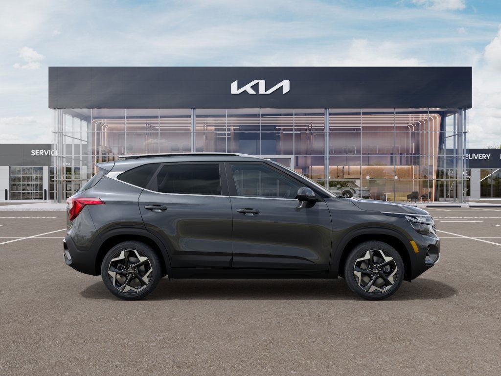 new 2025 Kia Seltos car, priced at $28,210