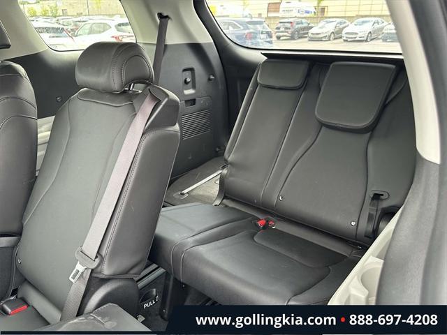 used 2023 Kia Carnival car, priced at $29,995
