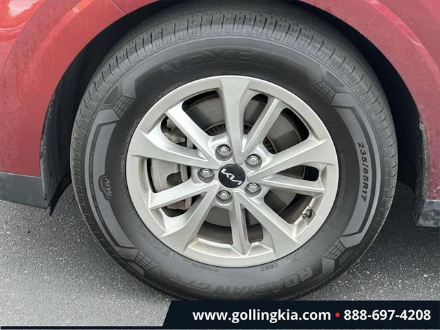 used 2023 Kia Carnival car, priced at $29,995