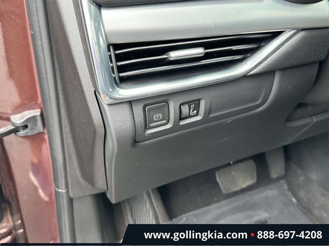 used 2022 Cadillac XT4 car, priced at $24,567