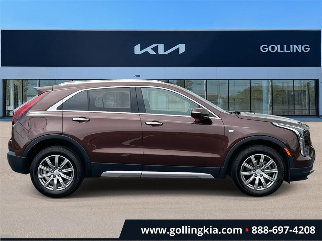 used 2022 Cadillac XT4 car, priced at $23,999