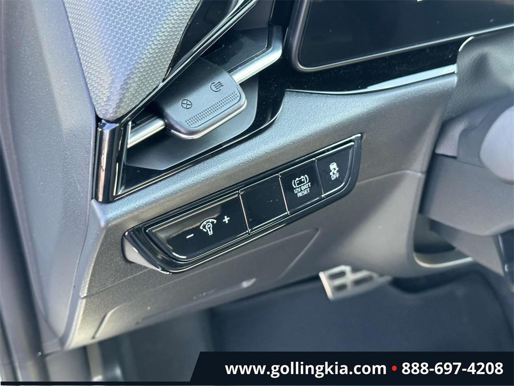 used 2024 Kia Niro car, priced at $26,995