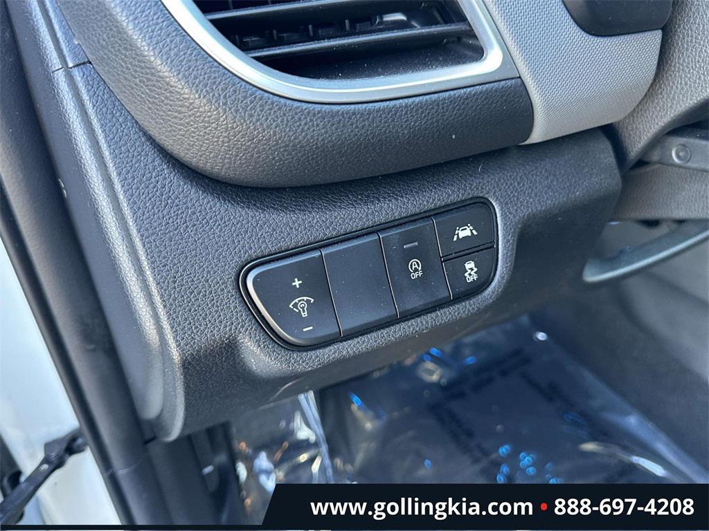 used 2023 Kia Seltos car, priced at $20,600