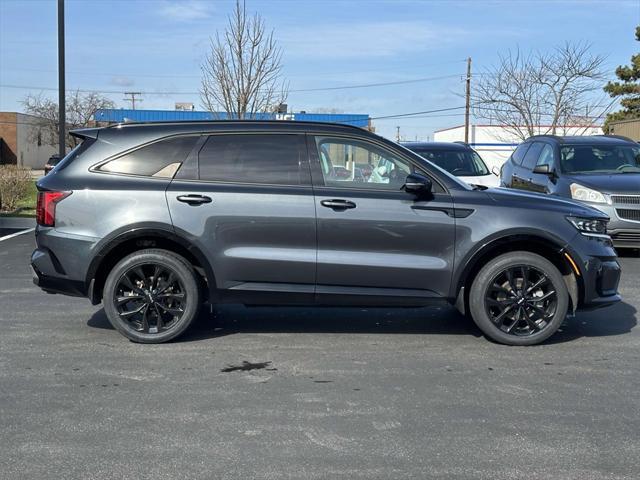 used 2022 Kia Sorento car, priced at $30,700