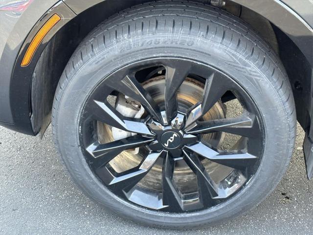used 2022 Kia Sorento car, priced at $30,700