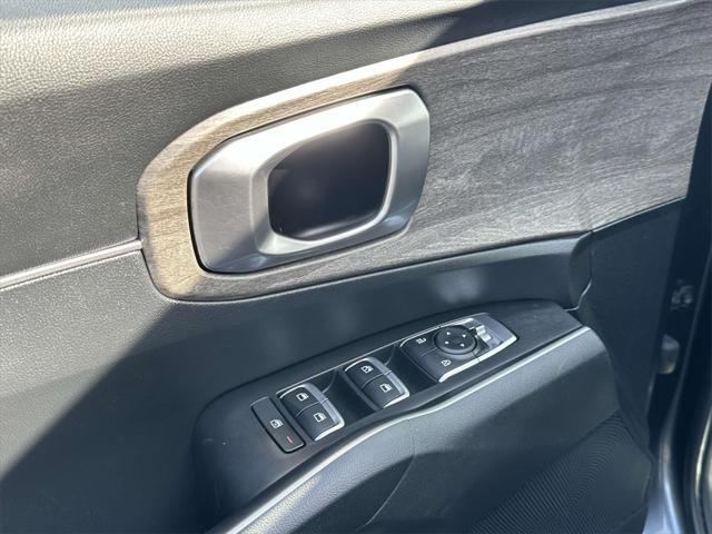 used 2022 Kia Sorento car, priced at $30,700