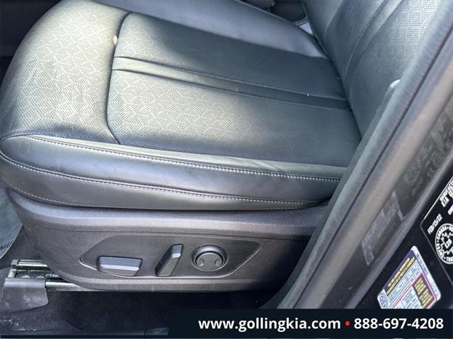 used 2022 Kia Sorento car, priced at $30,100