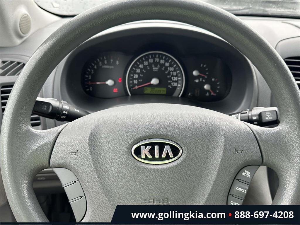 used 2006 Kia Sedona car, priced at $2,555