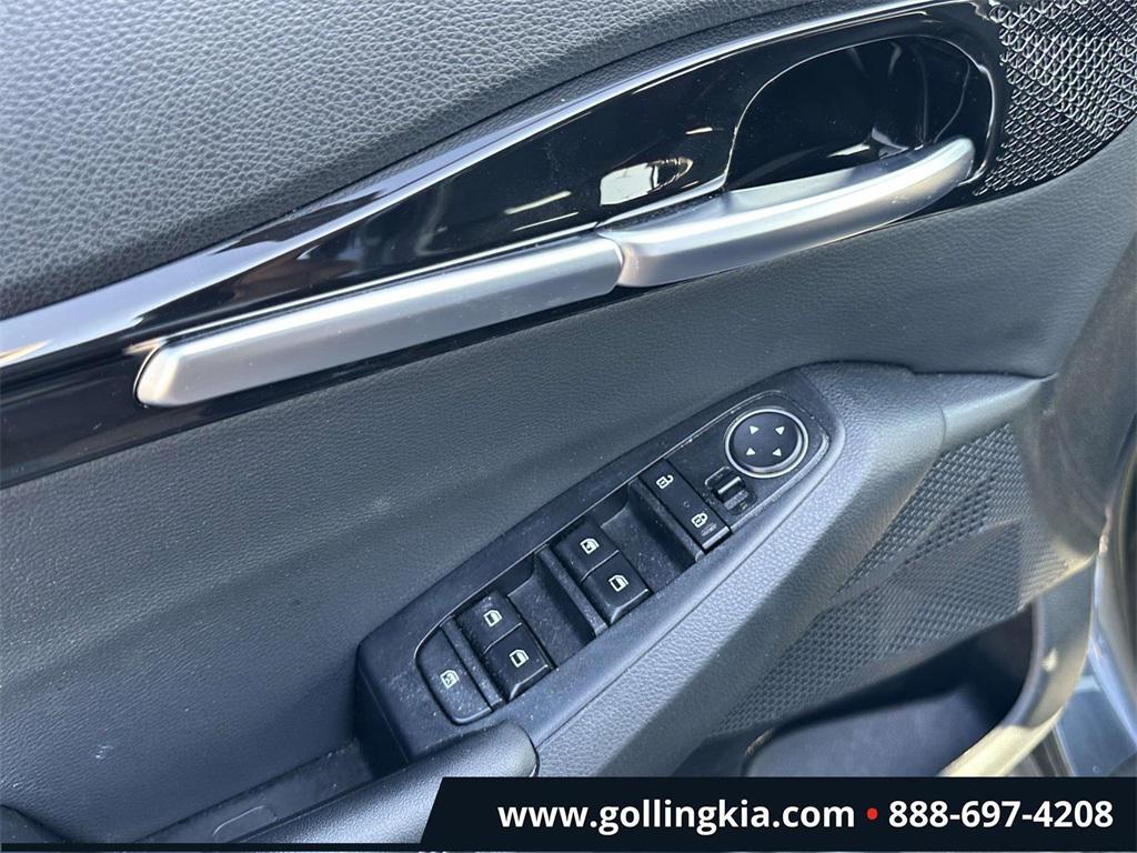 used 2023 Kia Seltos car, priced at $19,489