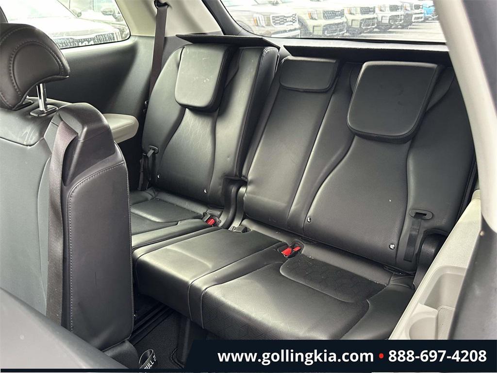 used 2023 Kia Carnival car, priced at $30,232