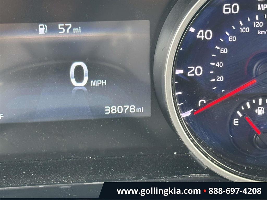 used 2023 Kia Carnival car, priced at $30,232