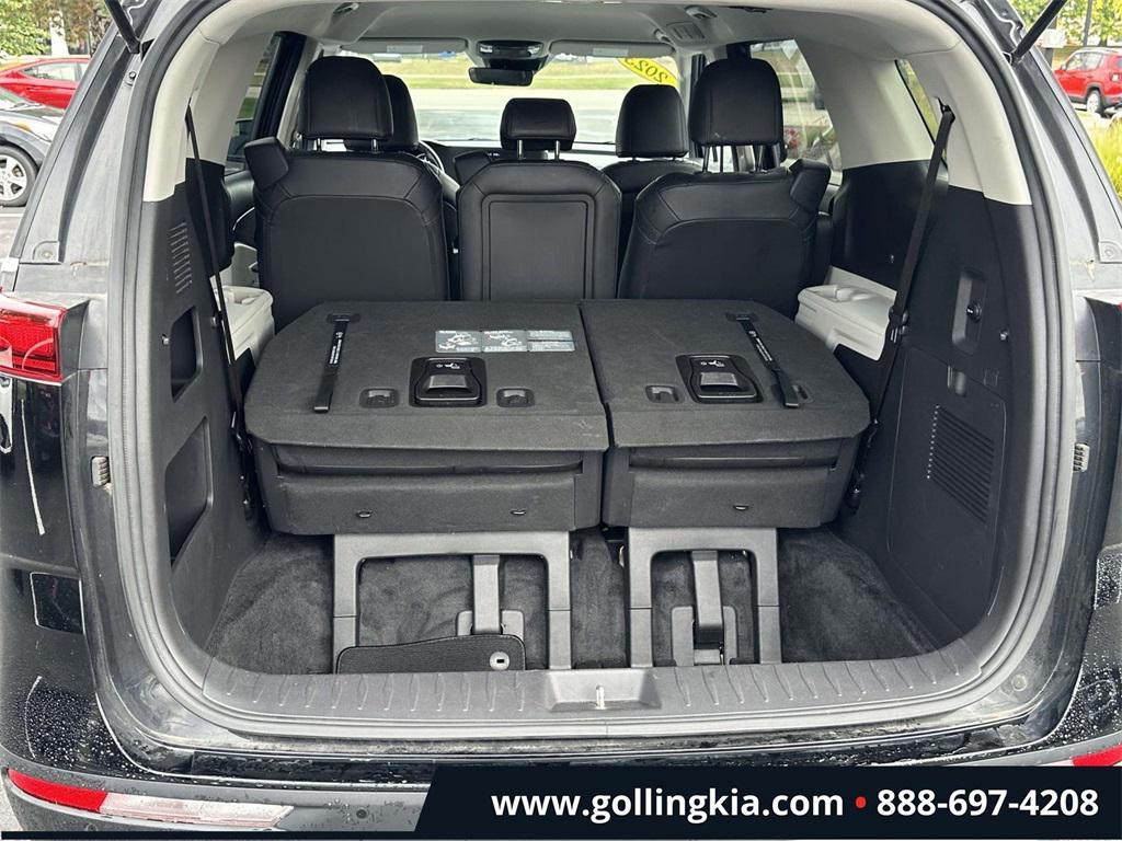 used 2023 Kia Carnival car, priced at $30,232