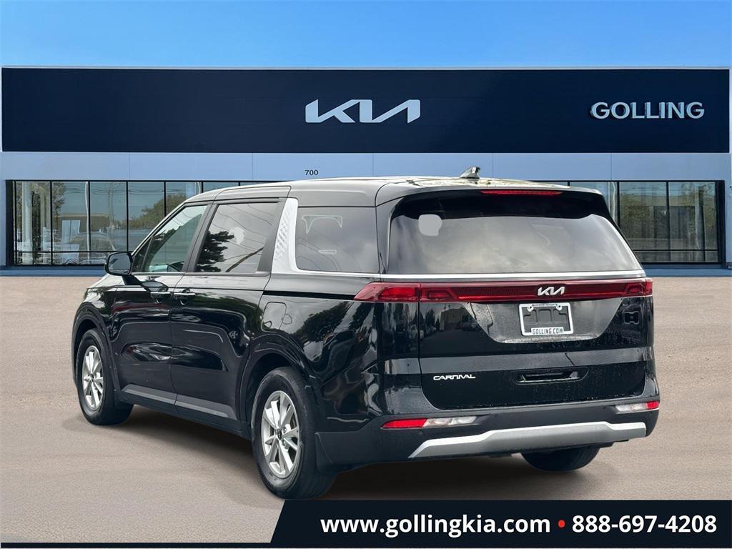 used 2023 Kia Carnival car, priced at $30,232