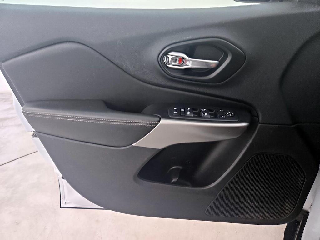 used 2021 Jeep Cherokee car, priced at $18,998
