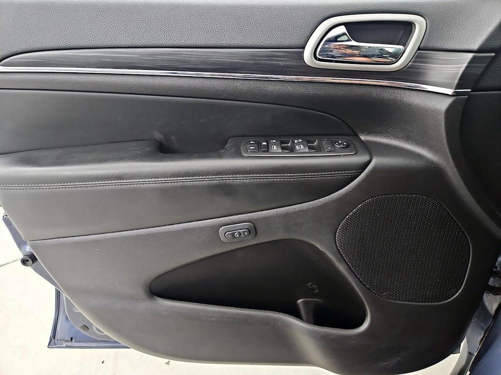 used 2020 Jeep Grand Cherokee car, priced at $17,998