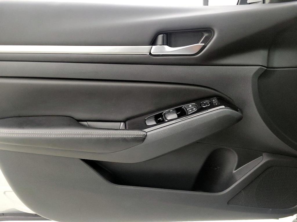used 2023 Nissan Altima car, priced at $21,998