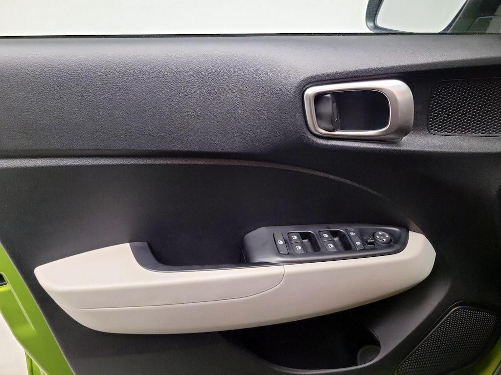 used 2023 Hyundai Venue car, priced at $18,998