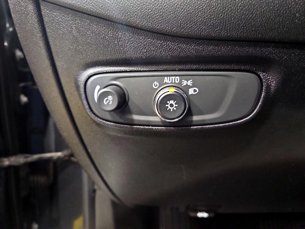 used 2018 Chevrolet Equinox car, priced at $12,998