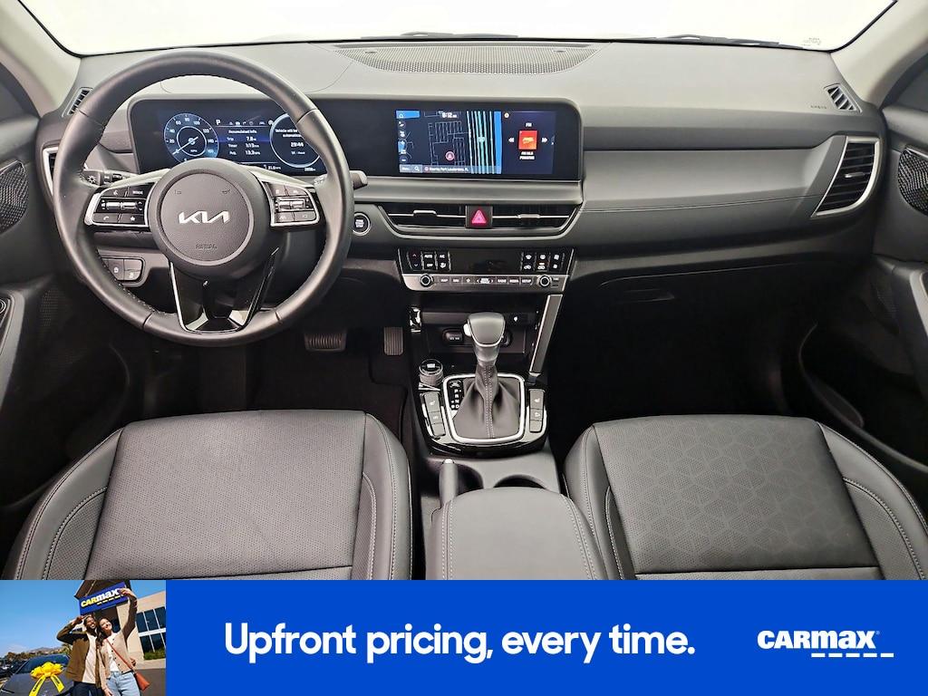 used 2024 Kia Seltos car, priced at $25,998