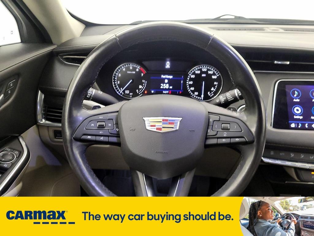used 2019 Cadillac XT4 car, priced at $20,998