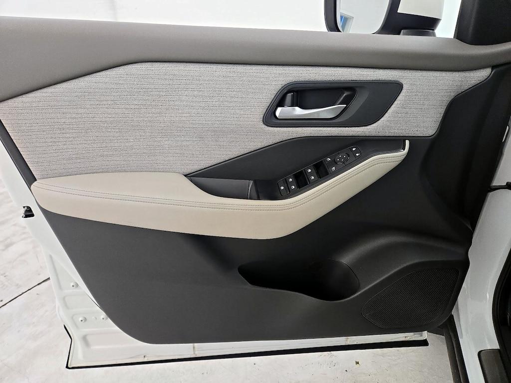 used 2023 Nissan Rogue car, priced at $24,998