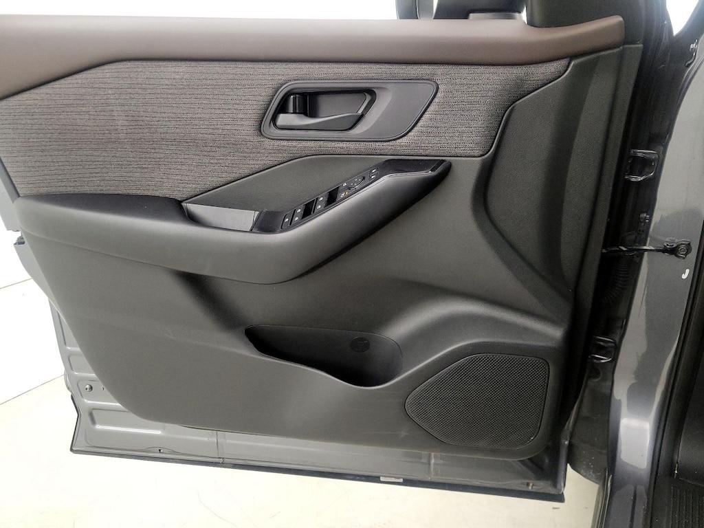 used 2023 Nissan Rogue car, priced at $22,998