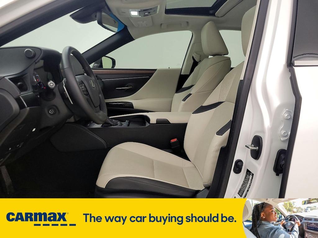 used 2024 Lexus ES 250 car, priced at $39,998