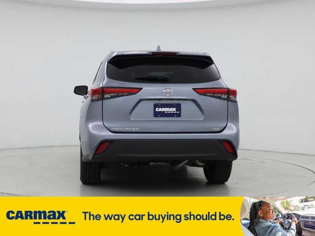 used 2020 Toyota Highlander car, priced at $31,998