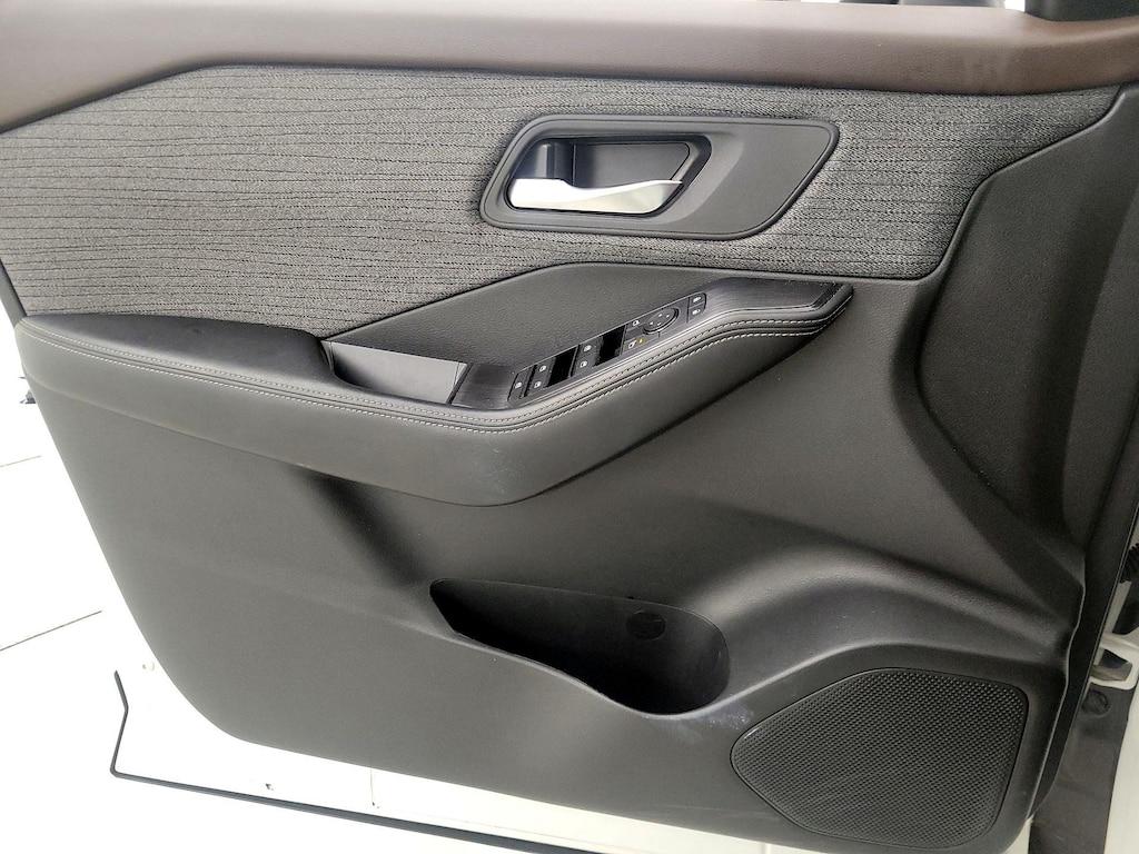 used 2023 Nissan Rogue car, priced at $22,998