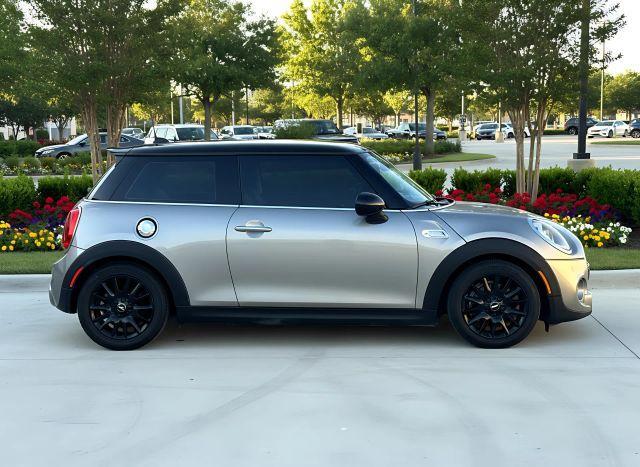 used 2016 MINI Hardtop car, priced at $13,431