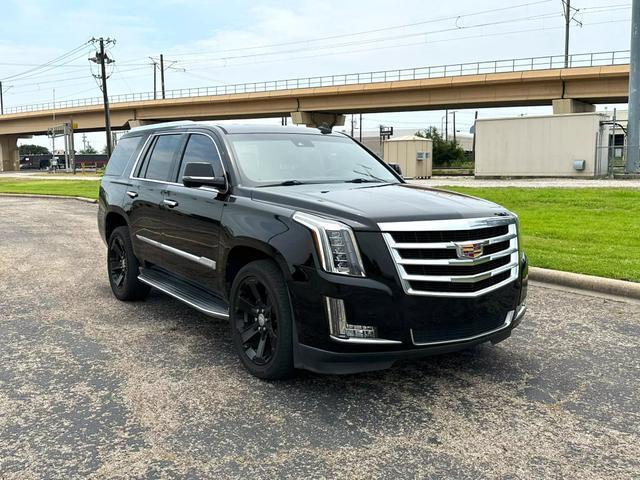 used 2016 Cadillac Escalade car, priced at $25,831