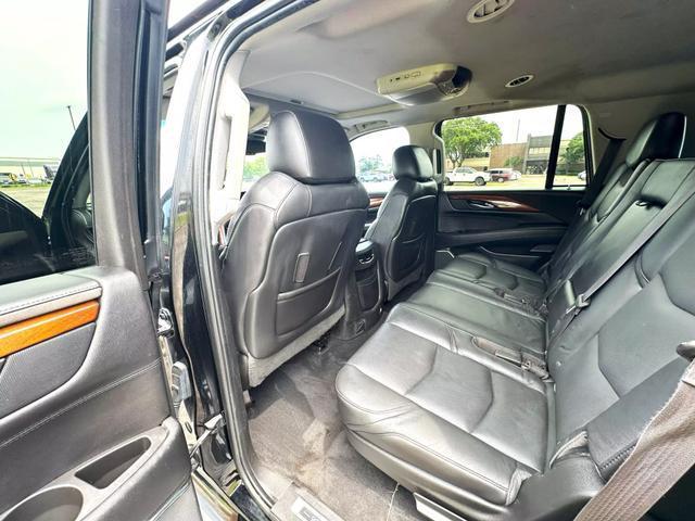 used 2016 Cadillac Escalade car, priced at $25,831