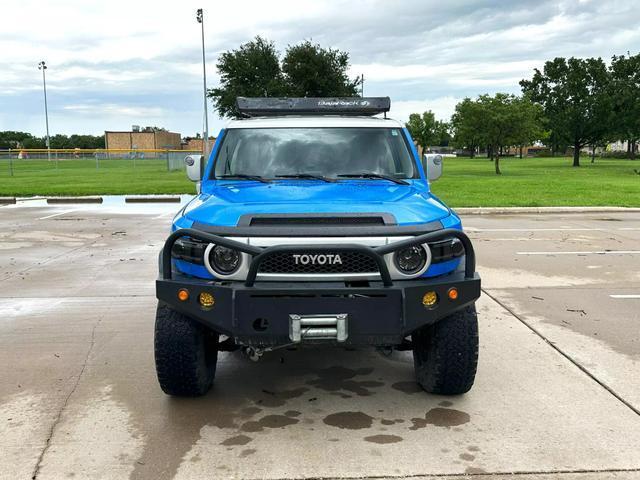 used 2007 Toyota FJ Cruiser car, priced at $12,841