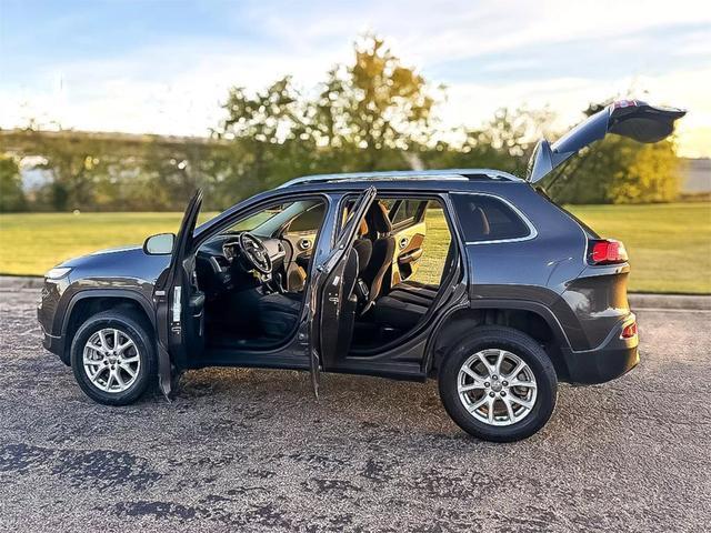 used 2014 Jeep Cherokee car, priced at $10,971