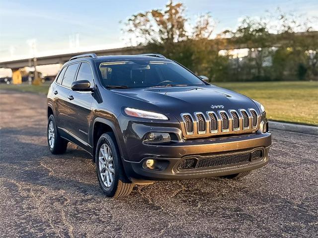 used 2014 Jeep Cherokee car, priced at $10,971