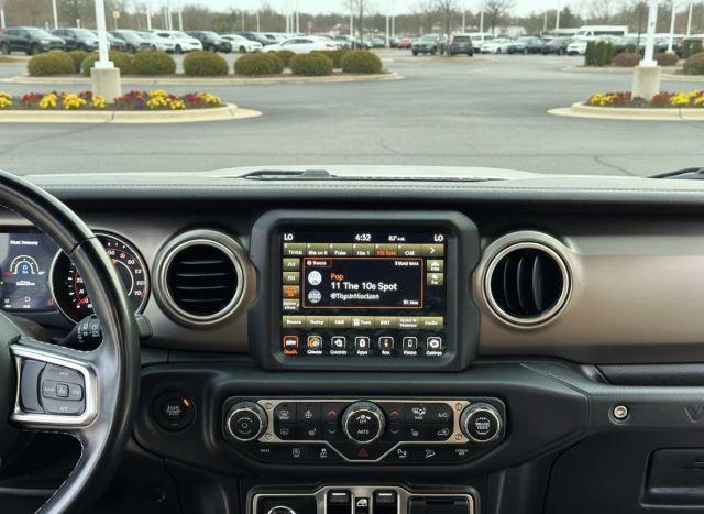 used 2020 Jeep Wrangler Unlimited car, priced at $27,431