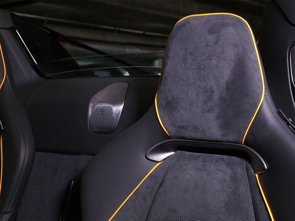 new 2025 McLaren Artura car, priced at $314,908